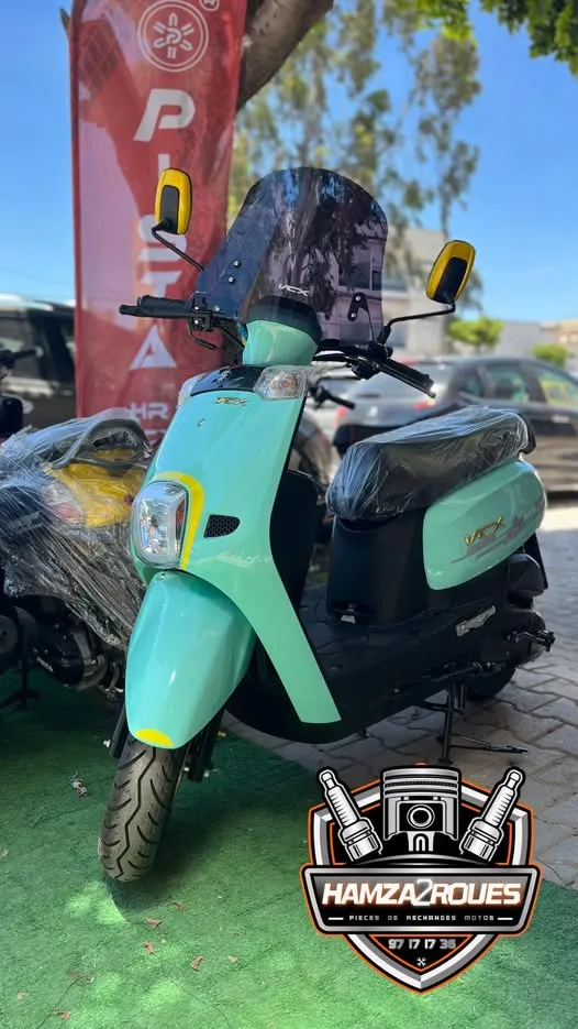 SCOOTER PISTA VCX 102CC - CARBON ( CARTE GRISE)